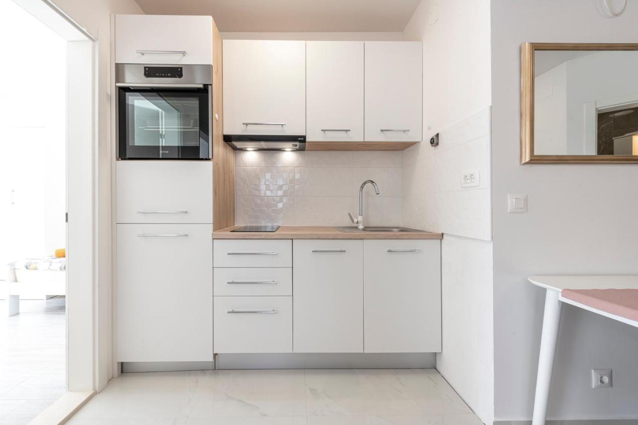 Apartments Kiki Млини Экстерьер фото
